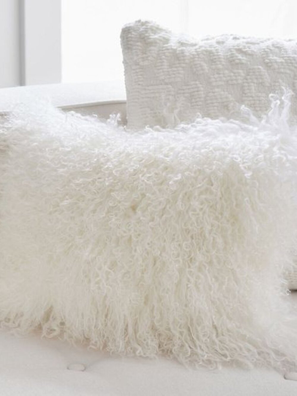 POTTERY BARN | Mongolian Fur Pillow Cover - Ivory - 12x16